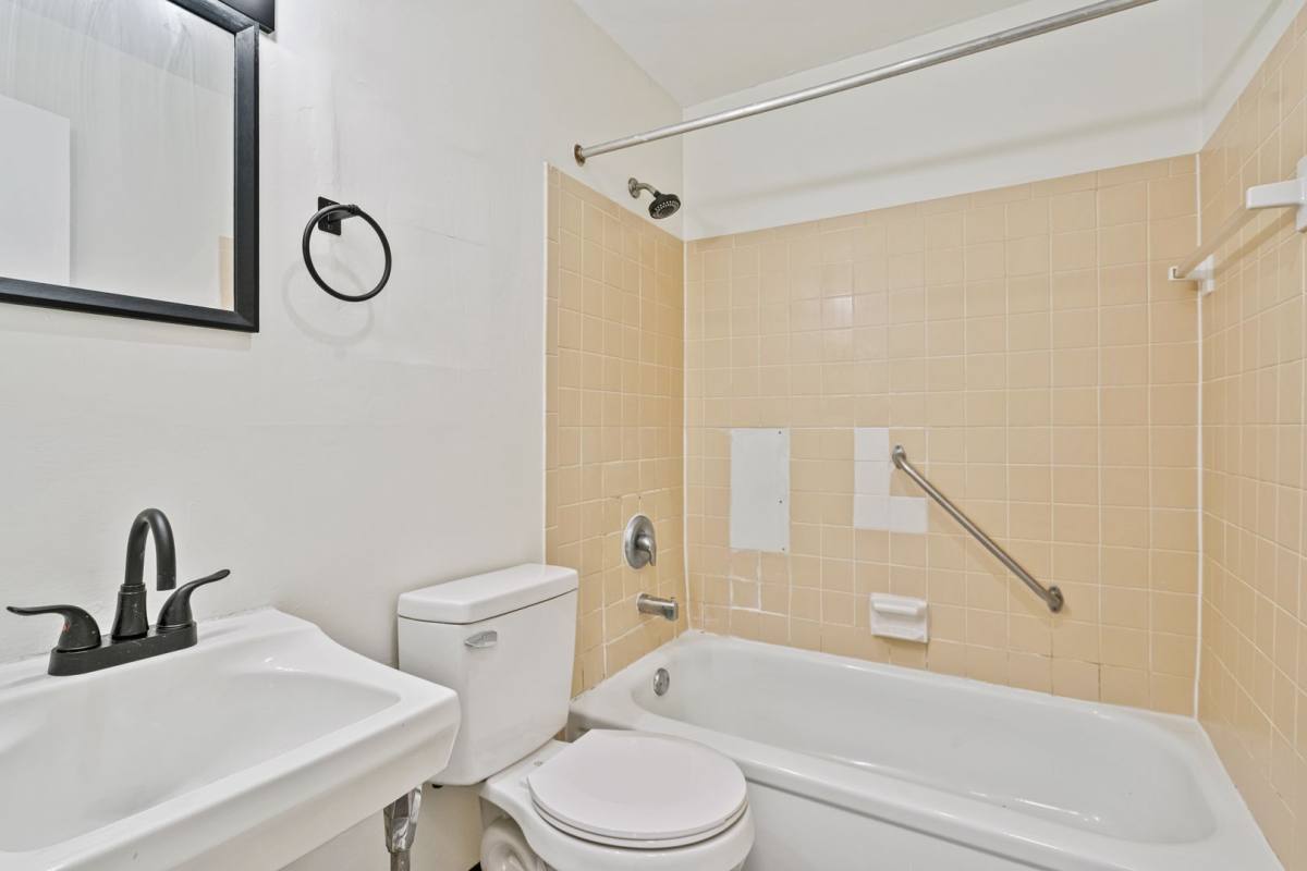 Apartment for rent at 2500 Brownsville Rd, Pittsburgh, PA 15210