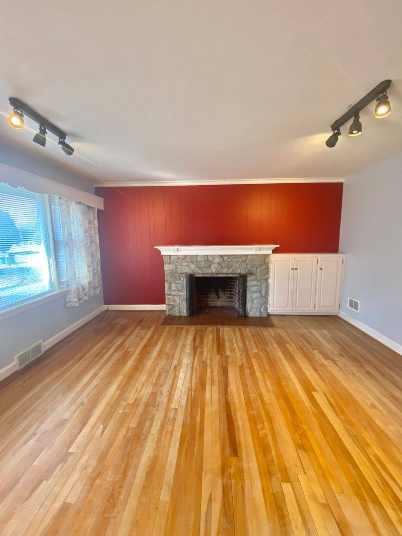 House for rent at 1821 Anne Ave, Lancaster, PA 17601