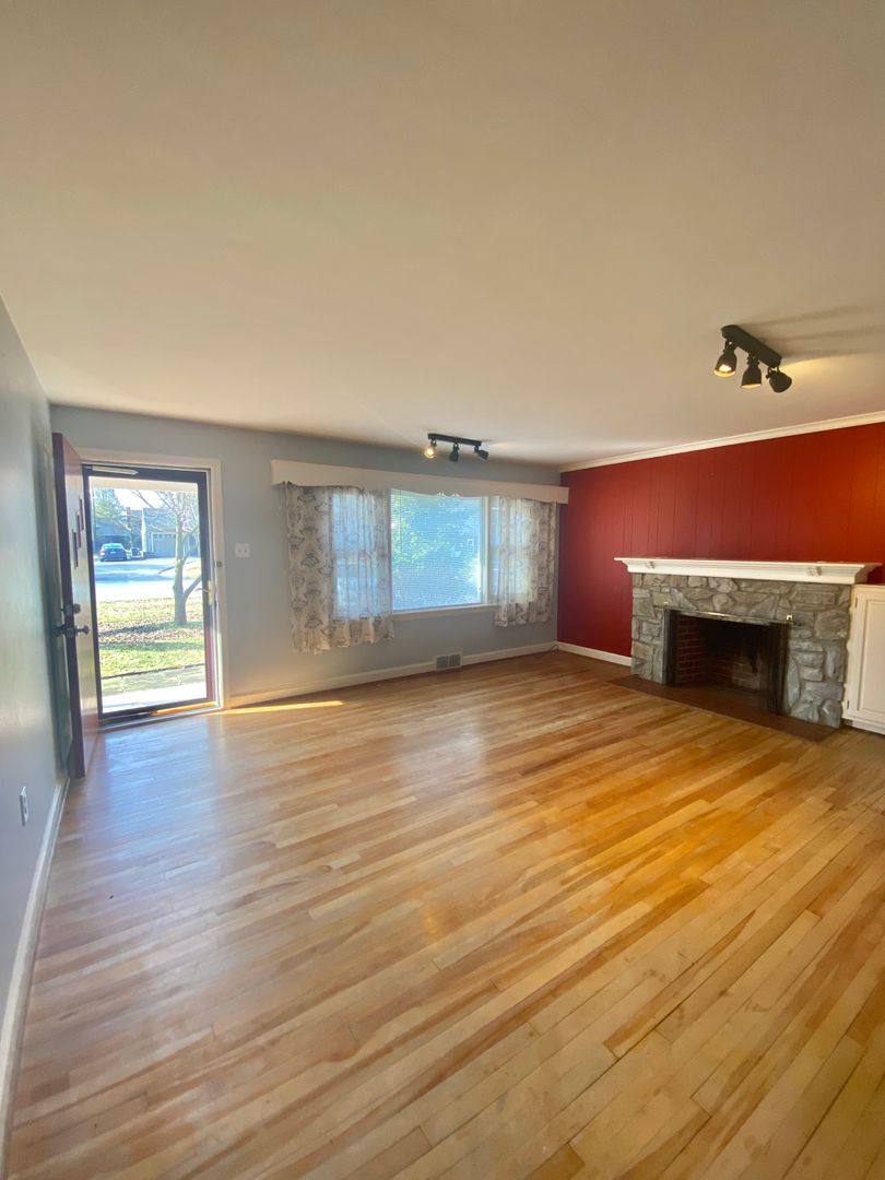 House for rent at 1821 Anne Ave, Lancaster, PA 17601