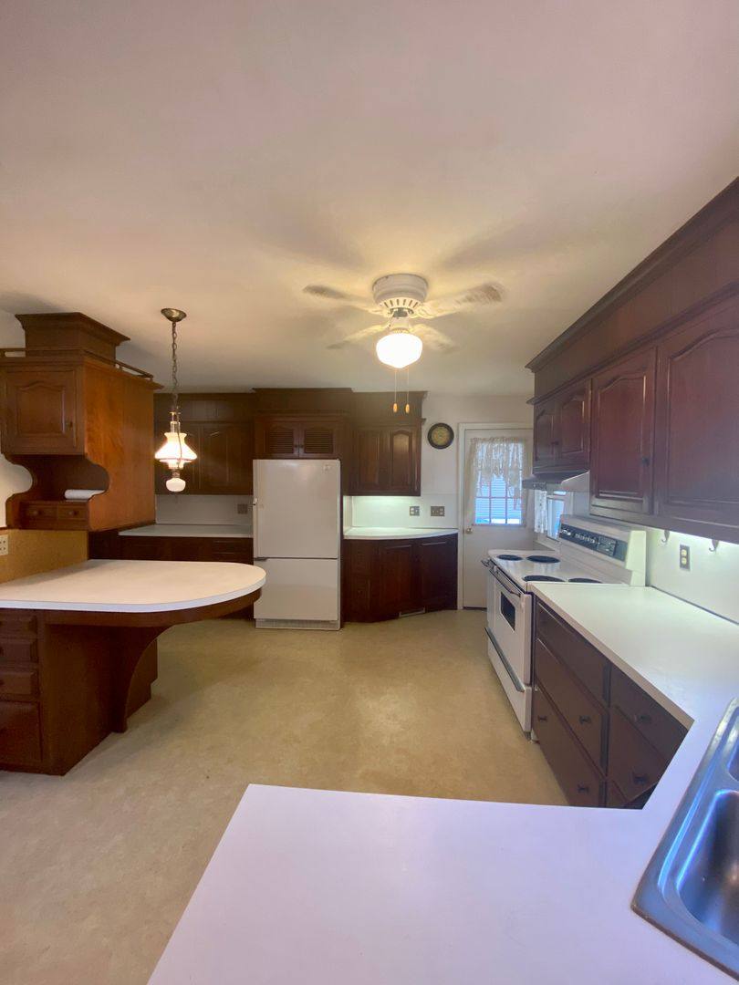 House for rent at 1821 Anne Ave, Lancaster, PA 17601