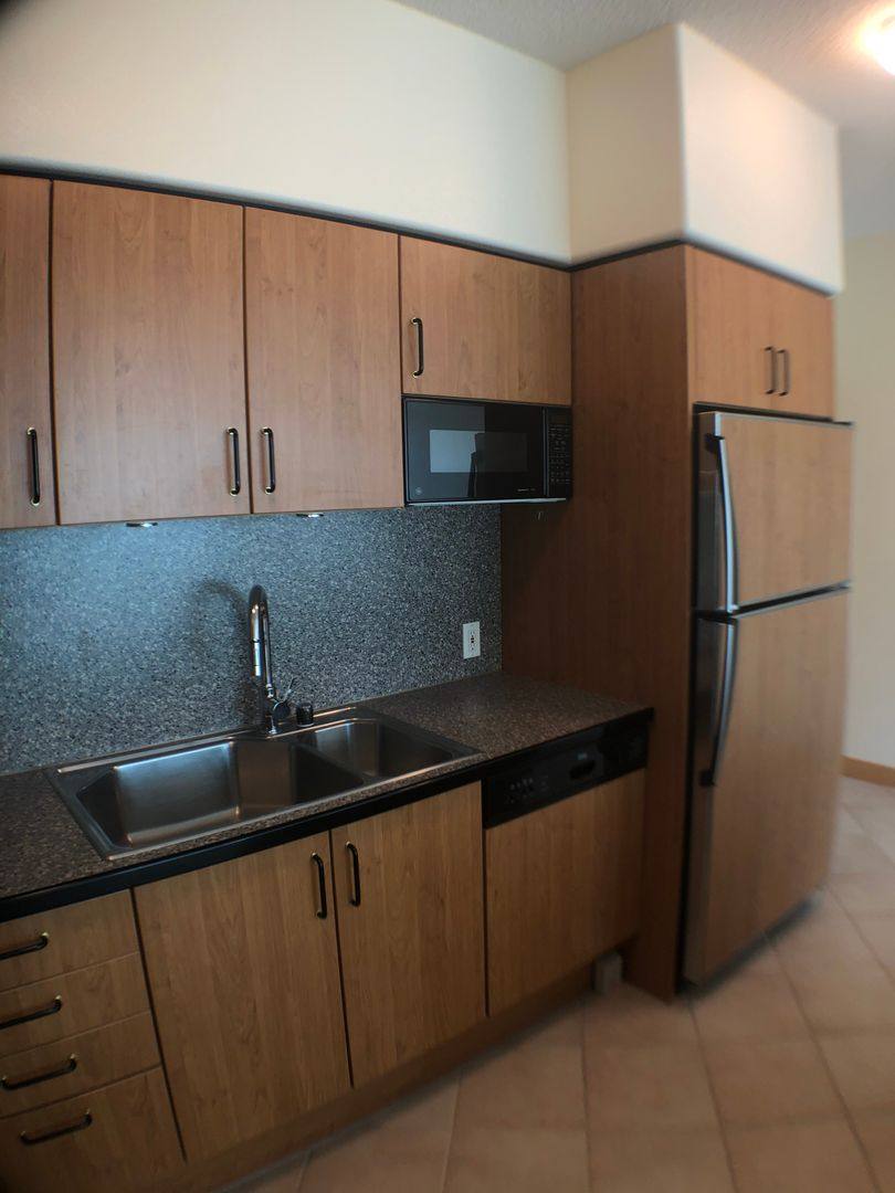 Apartment for rent at 801 S King St, Honolulu, HI 96813