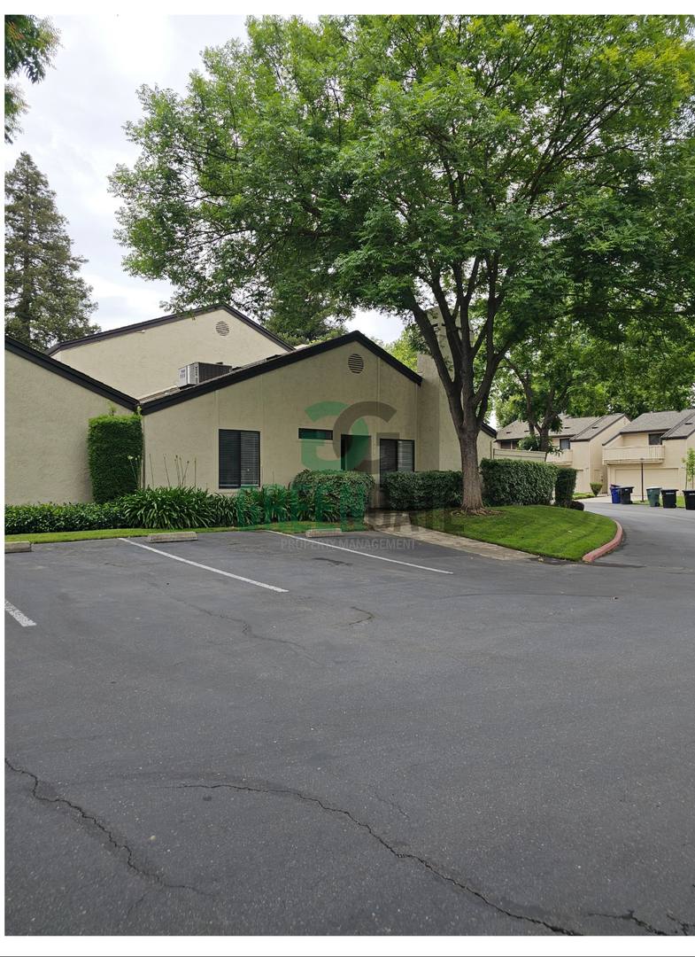 Apartment for rent at 1108 Cedar Creek Dr, Modesto, CA 95355