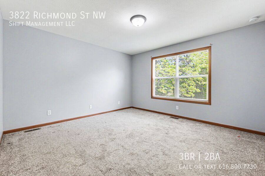 Apartment for rent at 3822 Richmond St NW, Grand Rapids, MI 49534