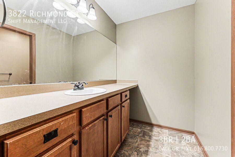 Apartment for rent at 3822 Richmond St NW, Grand Rapids, MI 49534