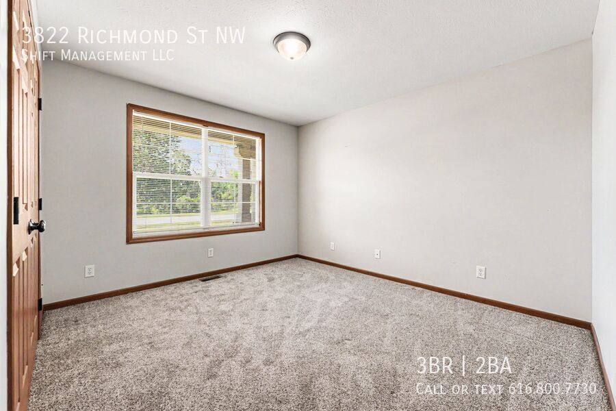 Apartment for rent at 3822 Richmond St NW, Grand Rapids, MI 49534