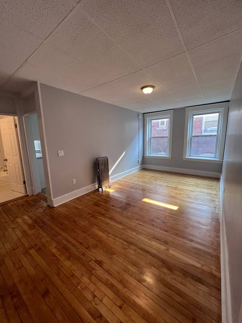 Apartment for rent at 14 Kent Ave, Pittsfield, MA 01201