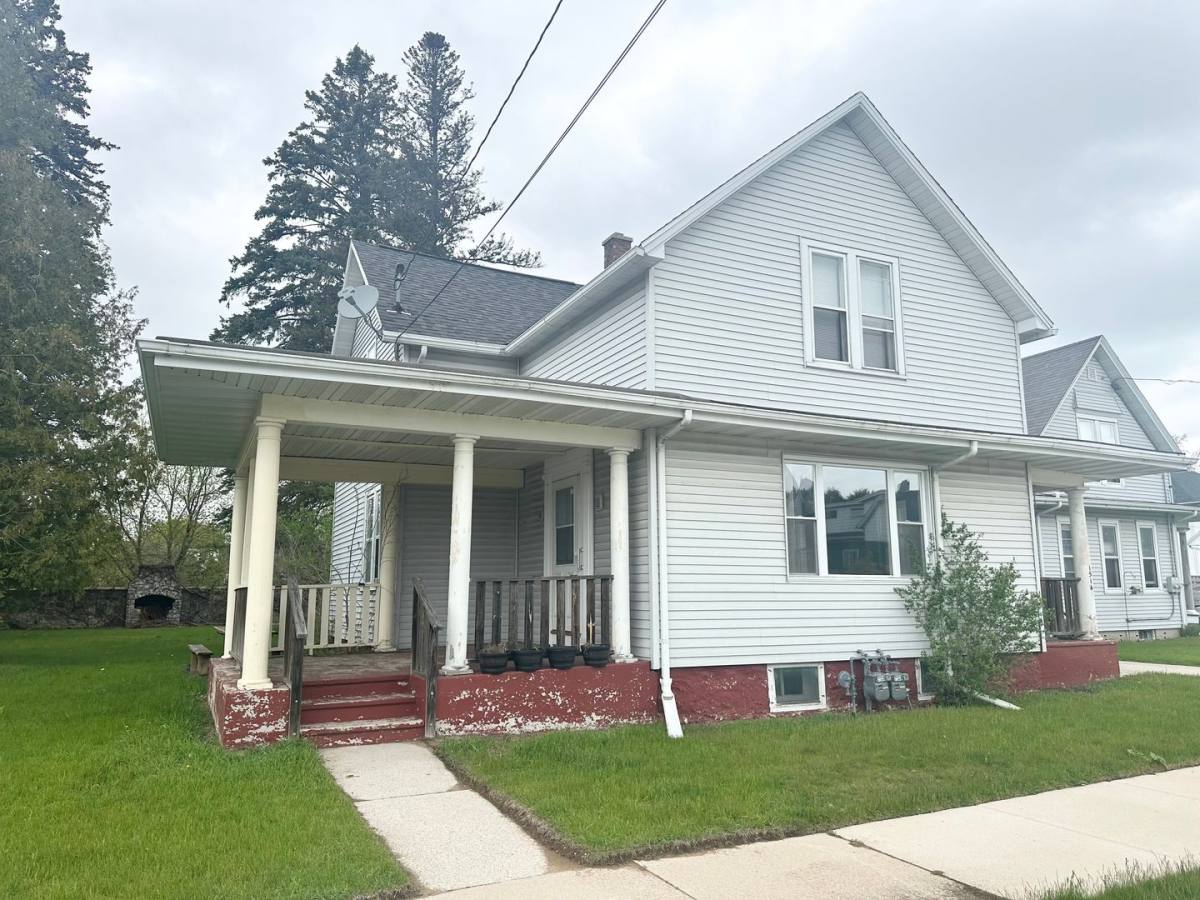 Townhouse for rent at 1514 24th St, Two Rivers, WI 54241