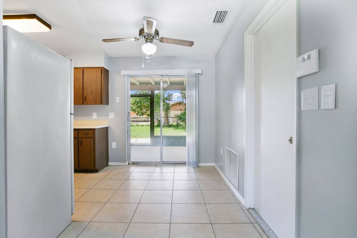 House for rent at 405 Long Dr, Kissimmee, FL 34759