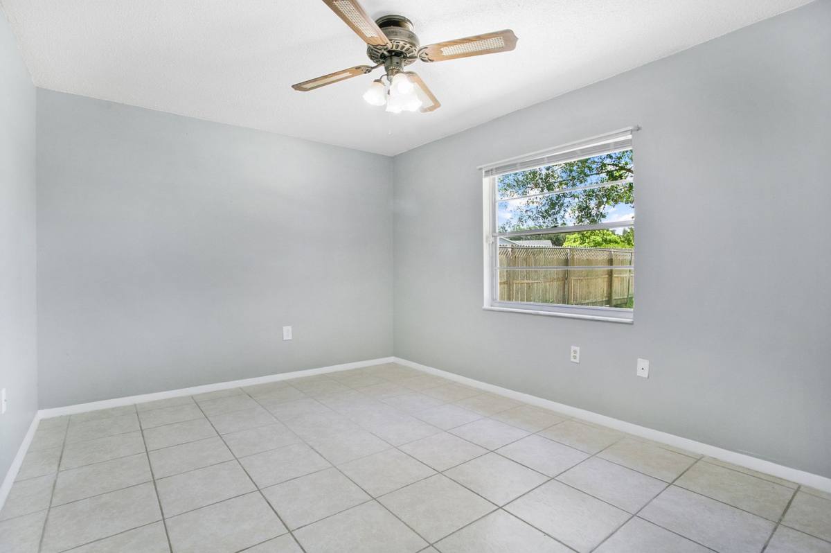 House for rent at 405 Long Dr, Kissimmee, FL 34759