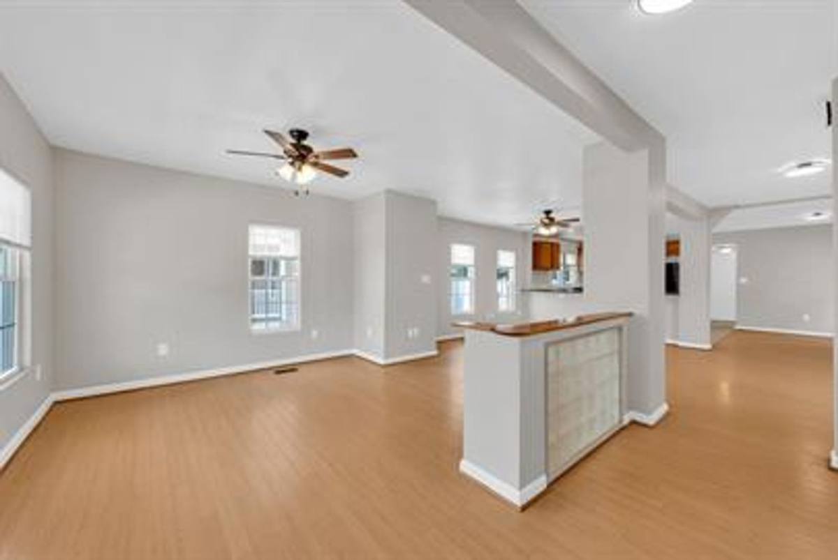 House for rent at 1009 Elkin St, Norfolk, VA 23523