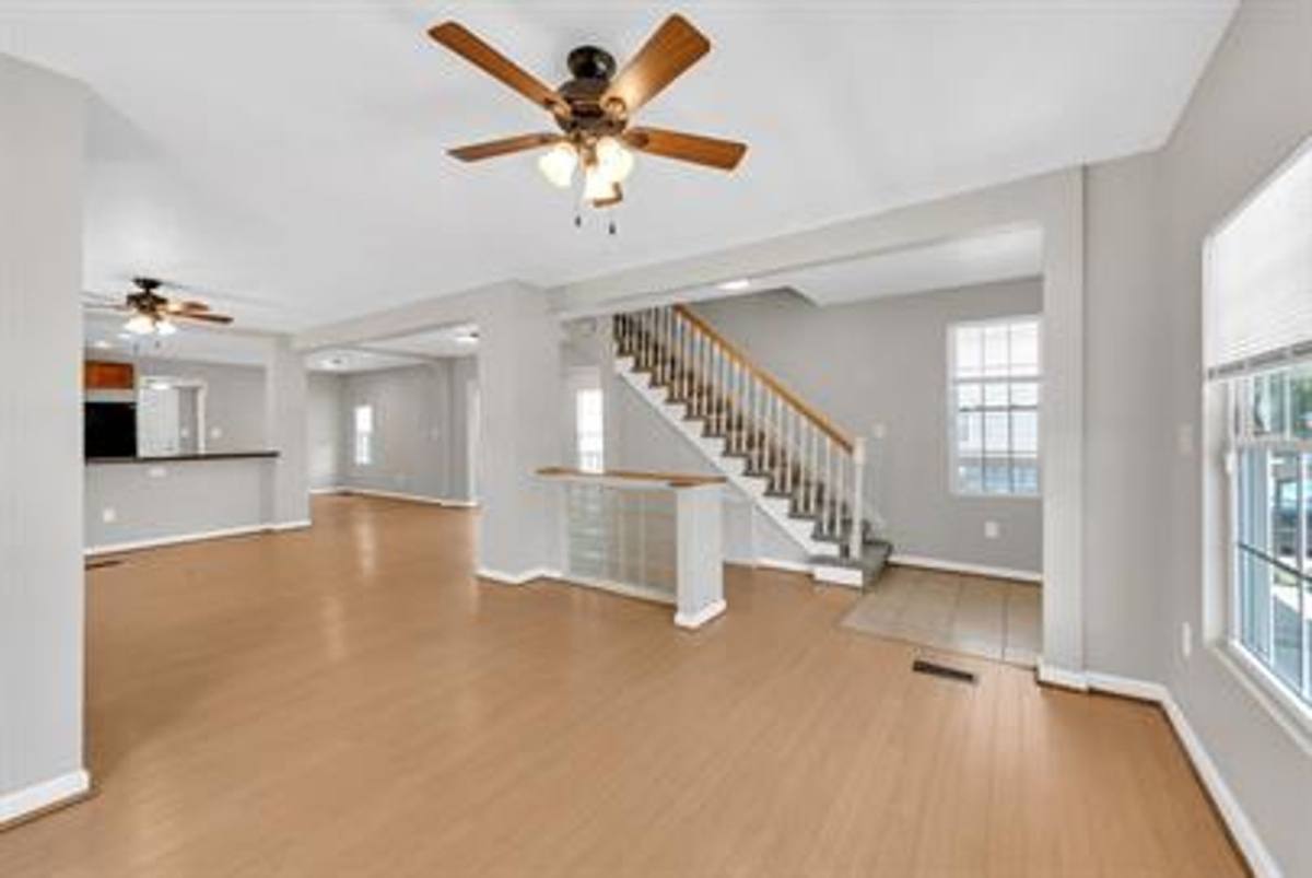 House for rent at 1009 Elkin St, Norfolk, VA 23523