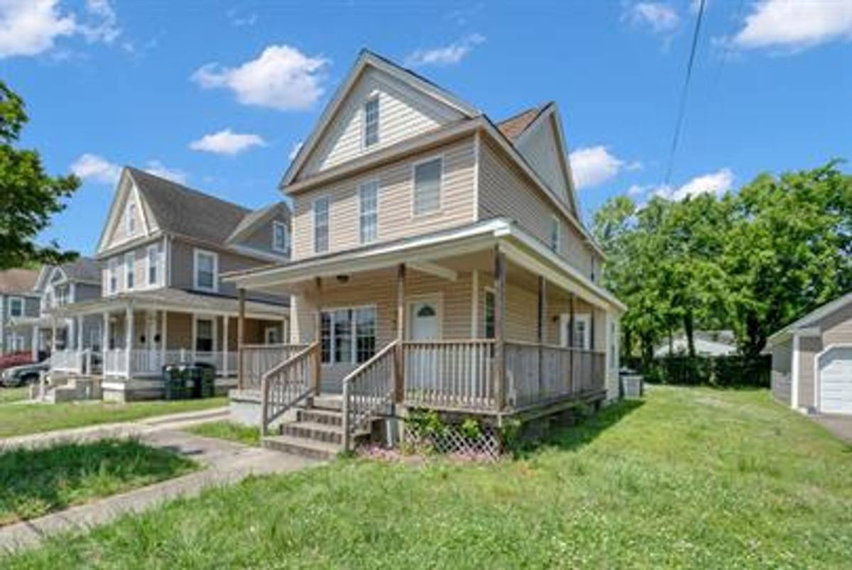House for rent at 1009 Elkin St, Norfolk, VA 23523