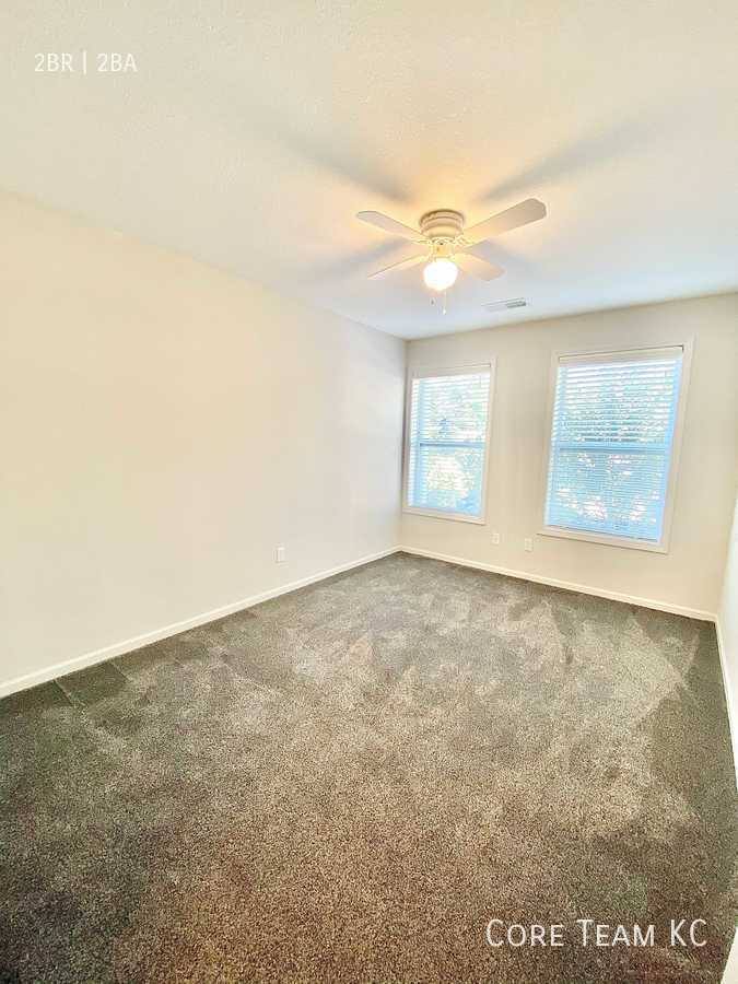 Condo for rent at 4445 Washington St #202, Kansas City, MO 64111