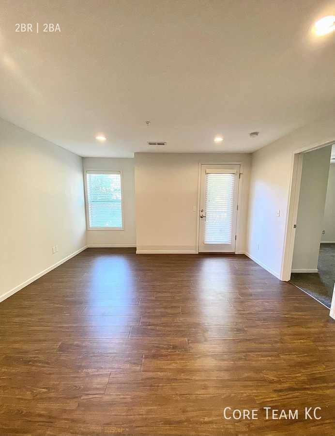 Condo for rent at 4445 Washington St #202, Kansas City, MO 64111