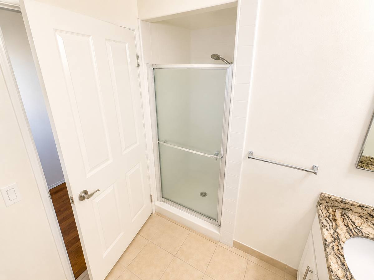 Apartment for rent at 5405 Kester Ave, Van Nuys, CA 91411