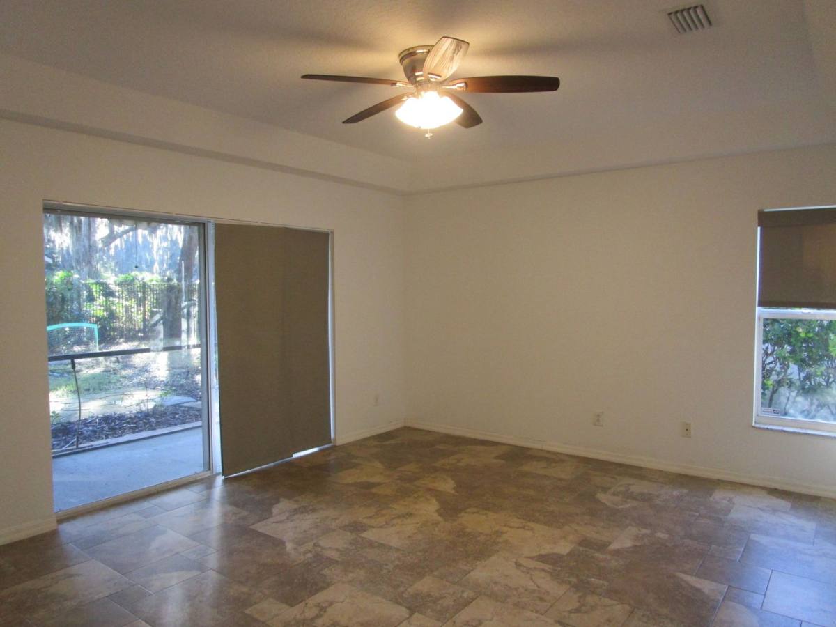 House for rent at 6202 Gannetdale Dr, Lithia, FL 33547