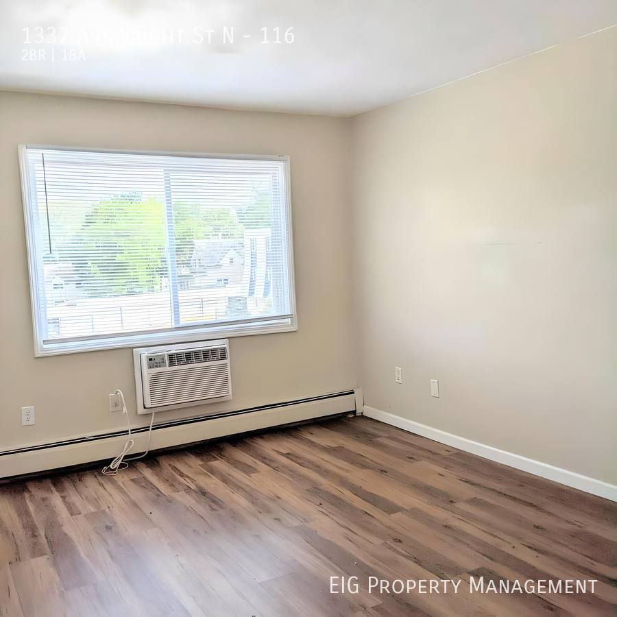 Apartment for rent at 1337 Arkwright St N #116, Saint Paul, MN 55130