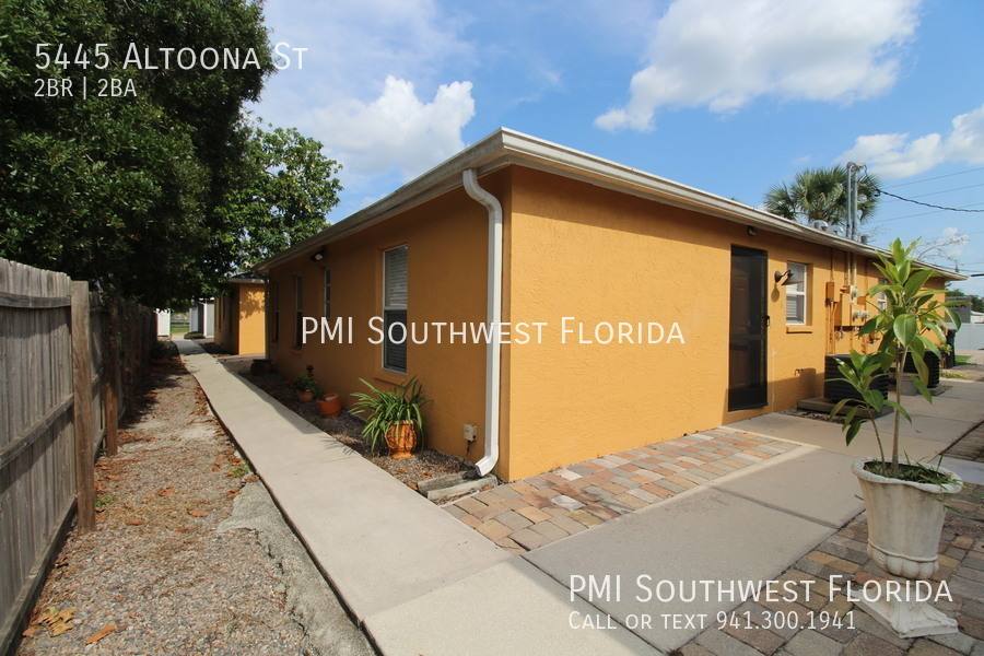 Apartment for rent at 5445 Altoona St, Sarasota, FL 34232