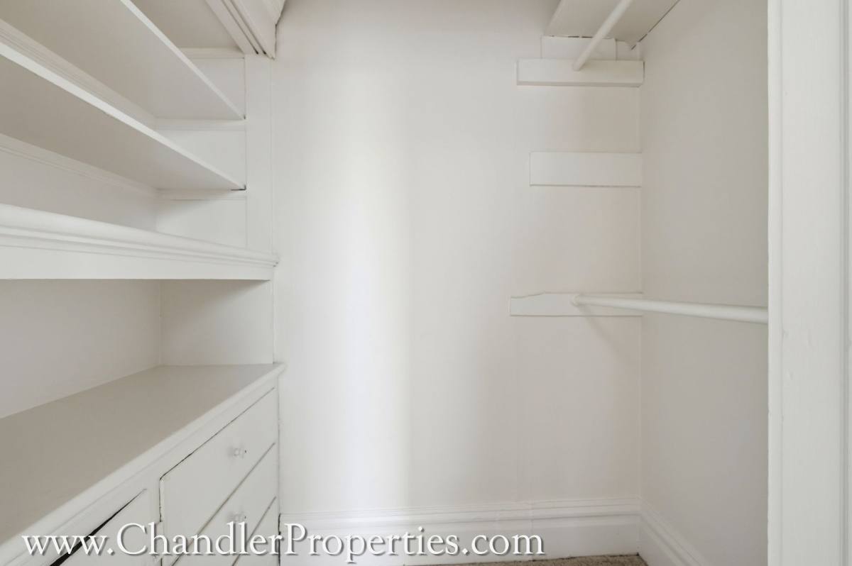 Apartment for rent at 1111 Pine St, San Francisco, CA 94109
