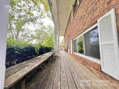 Apartment for rent at 1359 Dix Dr #B, Lexington, KY 40517