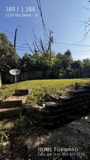Apartment for rent at 1359 Dix Dr #B, Lexington, KY 40517