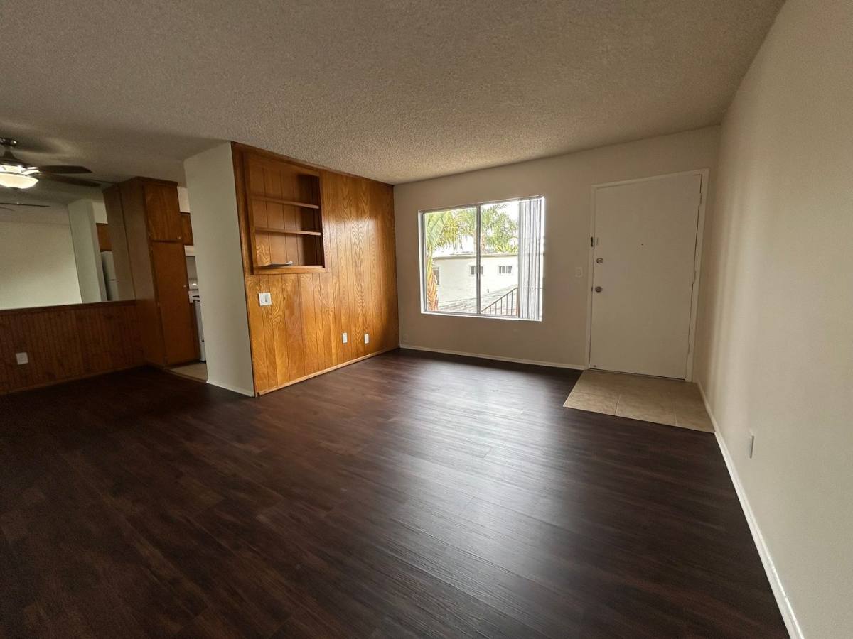 Apartment for rent at 4945 Narragansett Ave, San Diego, CA 92107