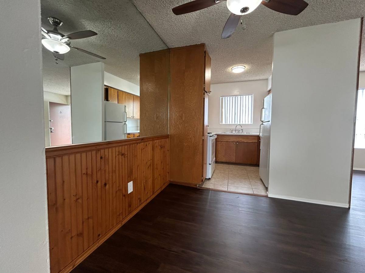 Apartment for rent at 4945 Narragansett Ave, San Diego, CA 92107