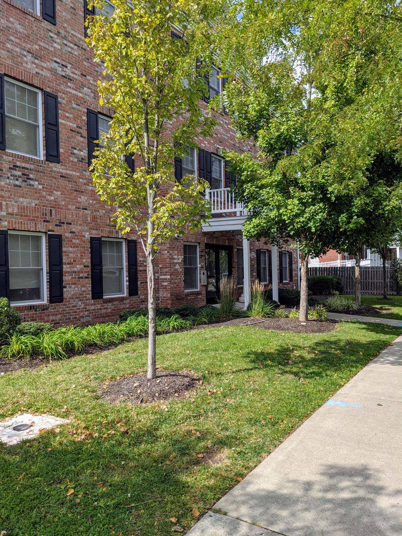 Apartment for rent at 95 Central Ave, Metuchen, NJ 08840