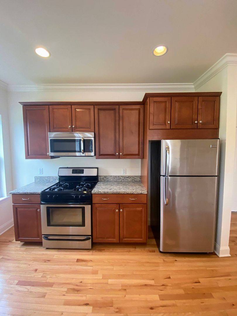 Apartment for rent at 95 Central Ave, Metuchen, NJ 08840