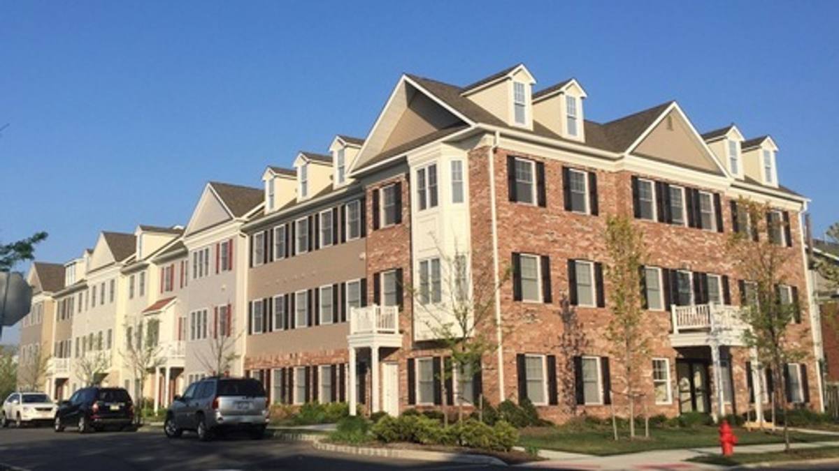 Apartment for rent at 95 Central Ave, Metuchen, NJ 08840