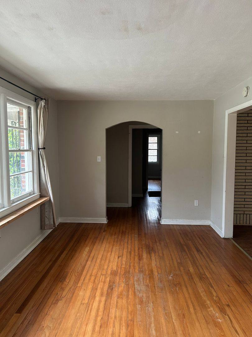 House for rent at 517 Griffin Ave, Savannah, GA 31408
