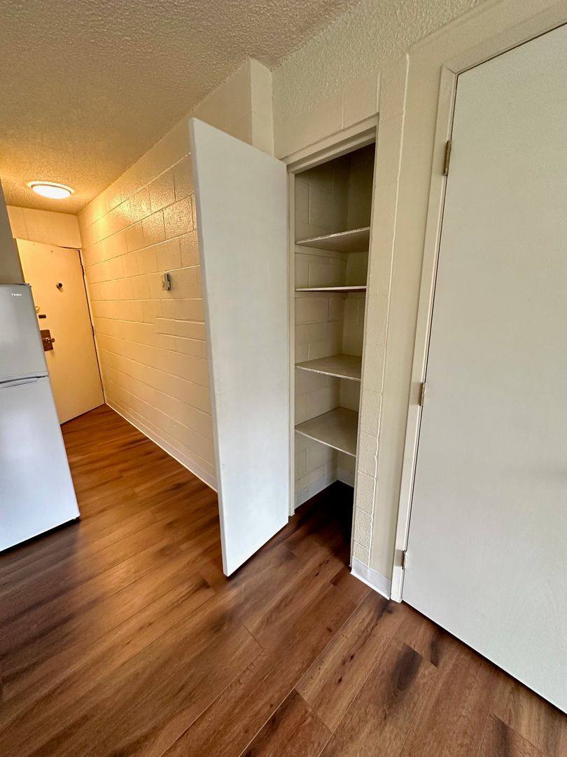 Apartment for rent at 4139 12th Ave NE, Seattle, WA 98105