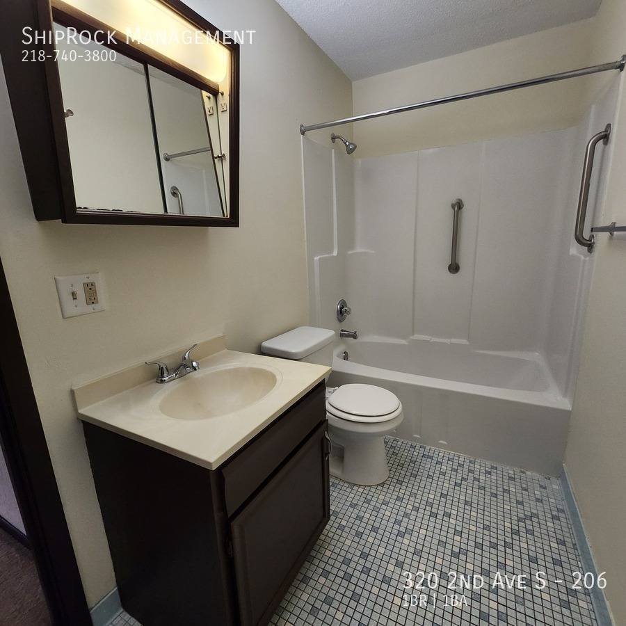 Apartment for rent at 320 2nd Ave S #206, Saint Cloud, MN 56301