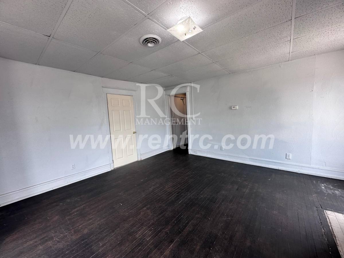 Apartment for rent at 425-3B Vermilion N, Danville, IL 61832