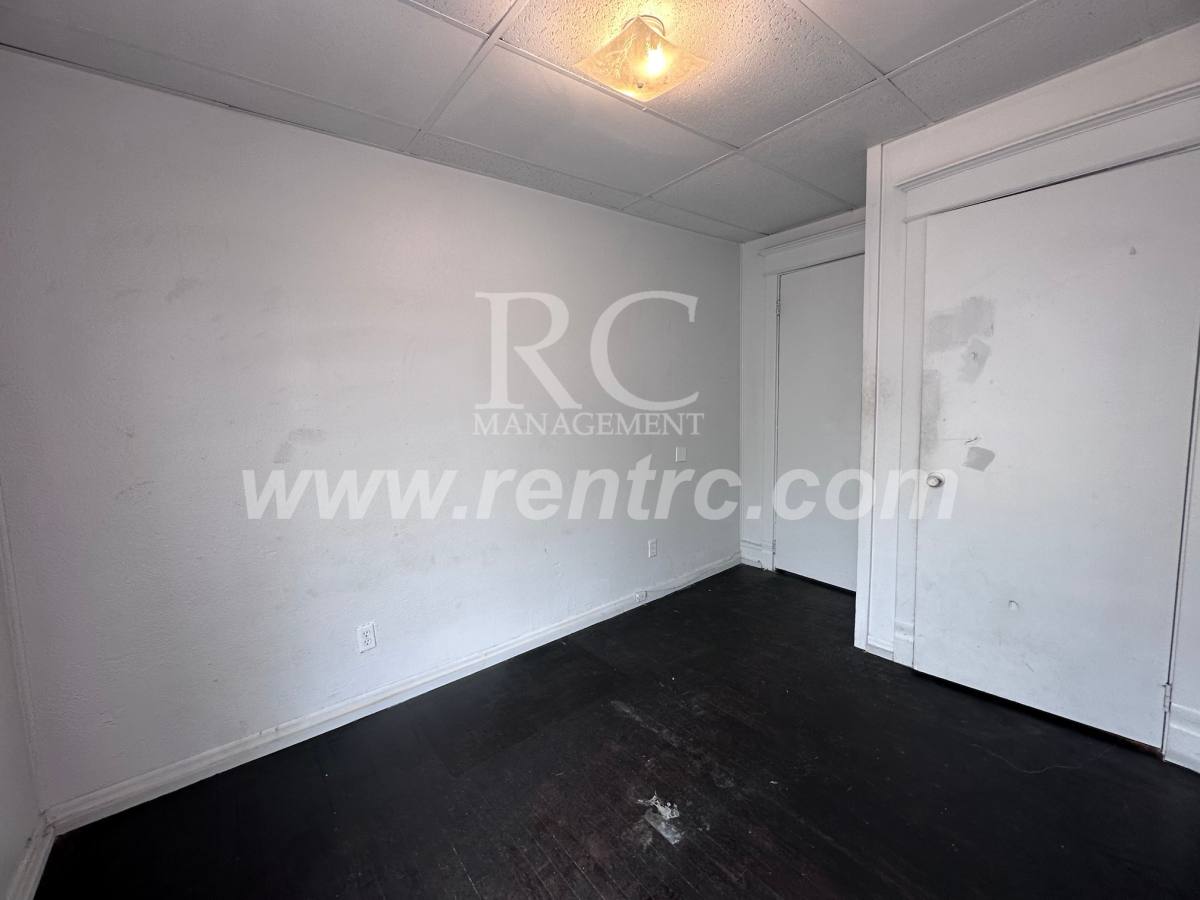 Apartment for rent at 425-3B Vermilion N, Danville, IL 61832
