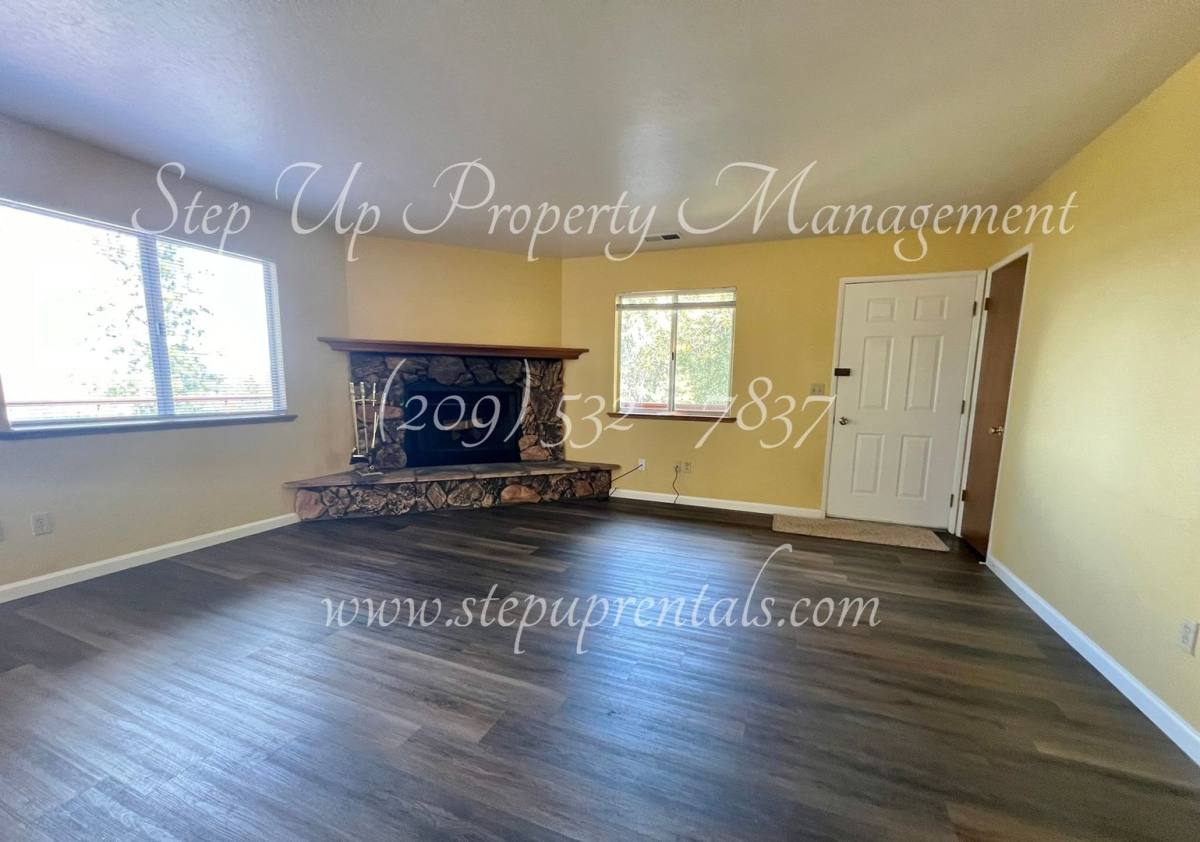 House for rent at 20356 Honey Lane, Tuolumne, CA 95379