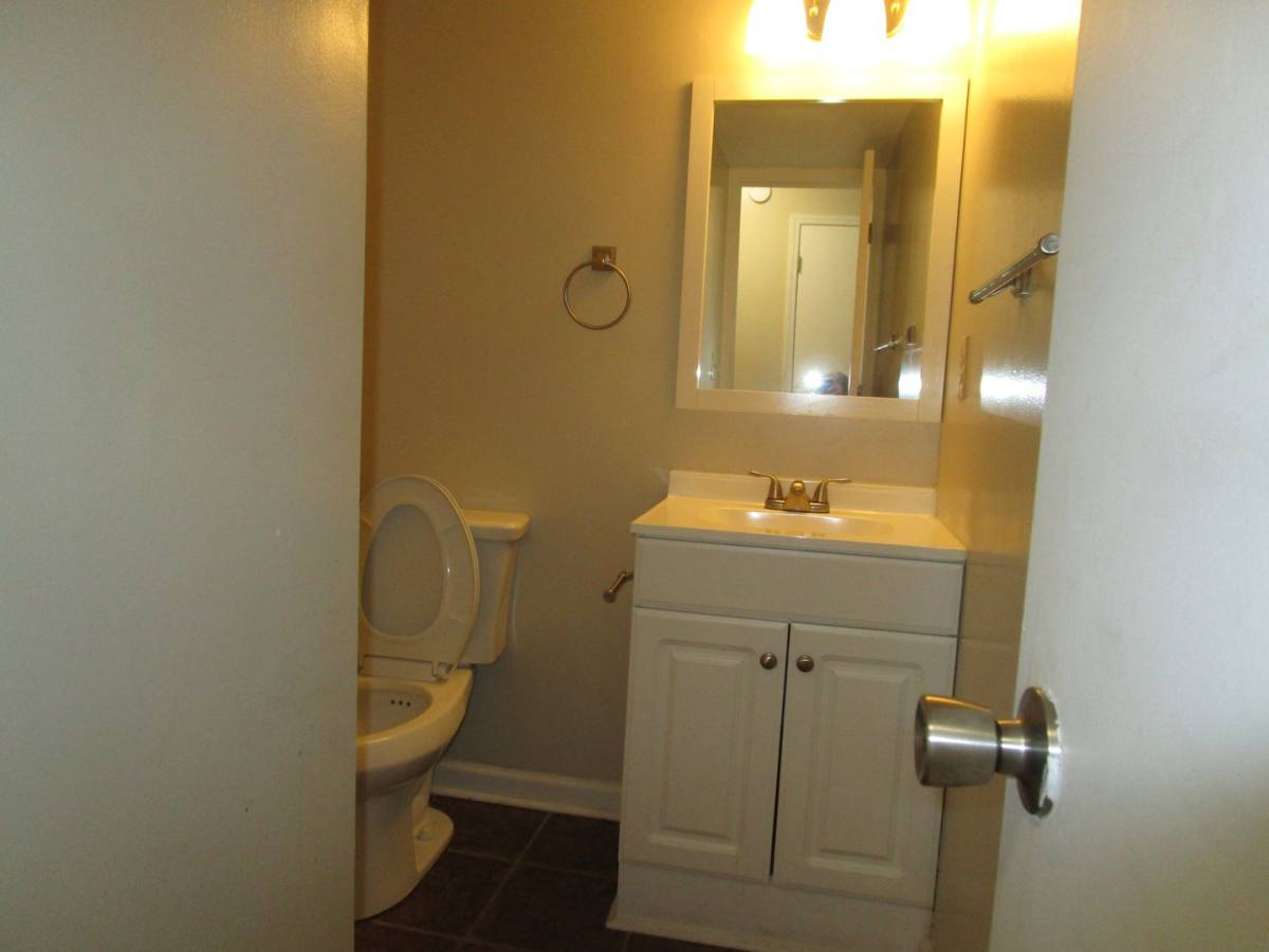 Townhouse for rent at 1956 Gion St, Sumter, SC 29150