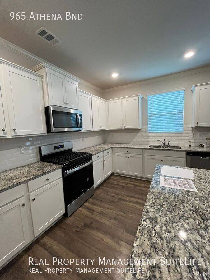 House for rent at 965 Athena Bend, Fairburn, GA 30213
