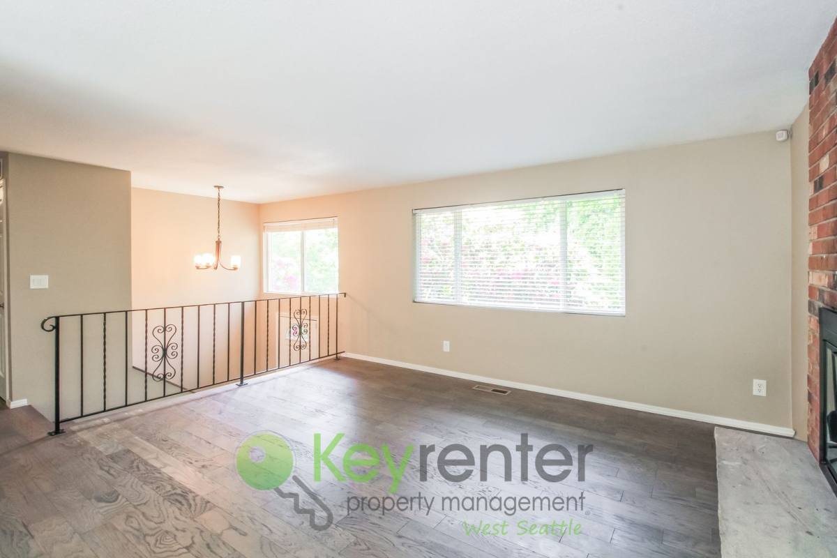 House for rent at 2511 SW 107th Way, Seattle, WA 98146
