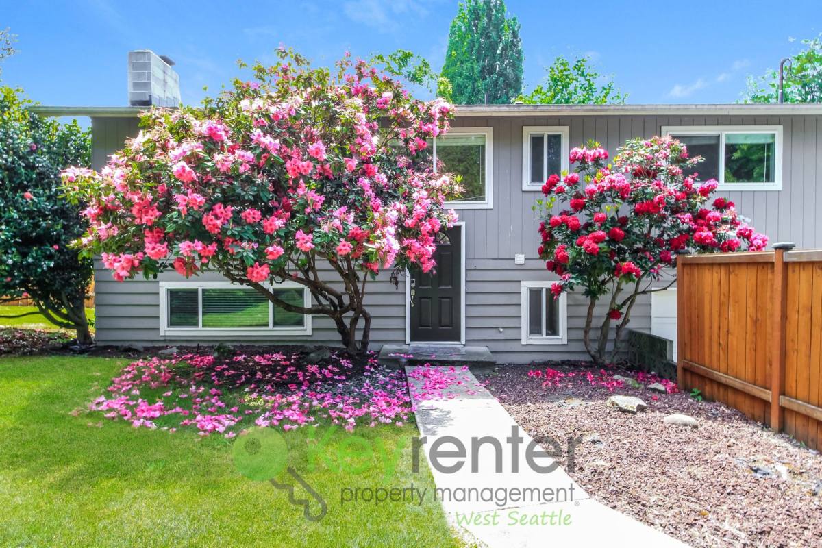 House for rent at 2511 SW 107th Way, Seattle, WA 98146