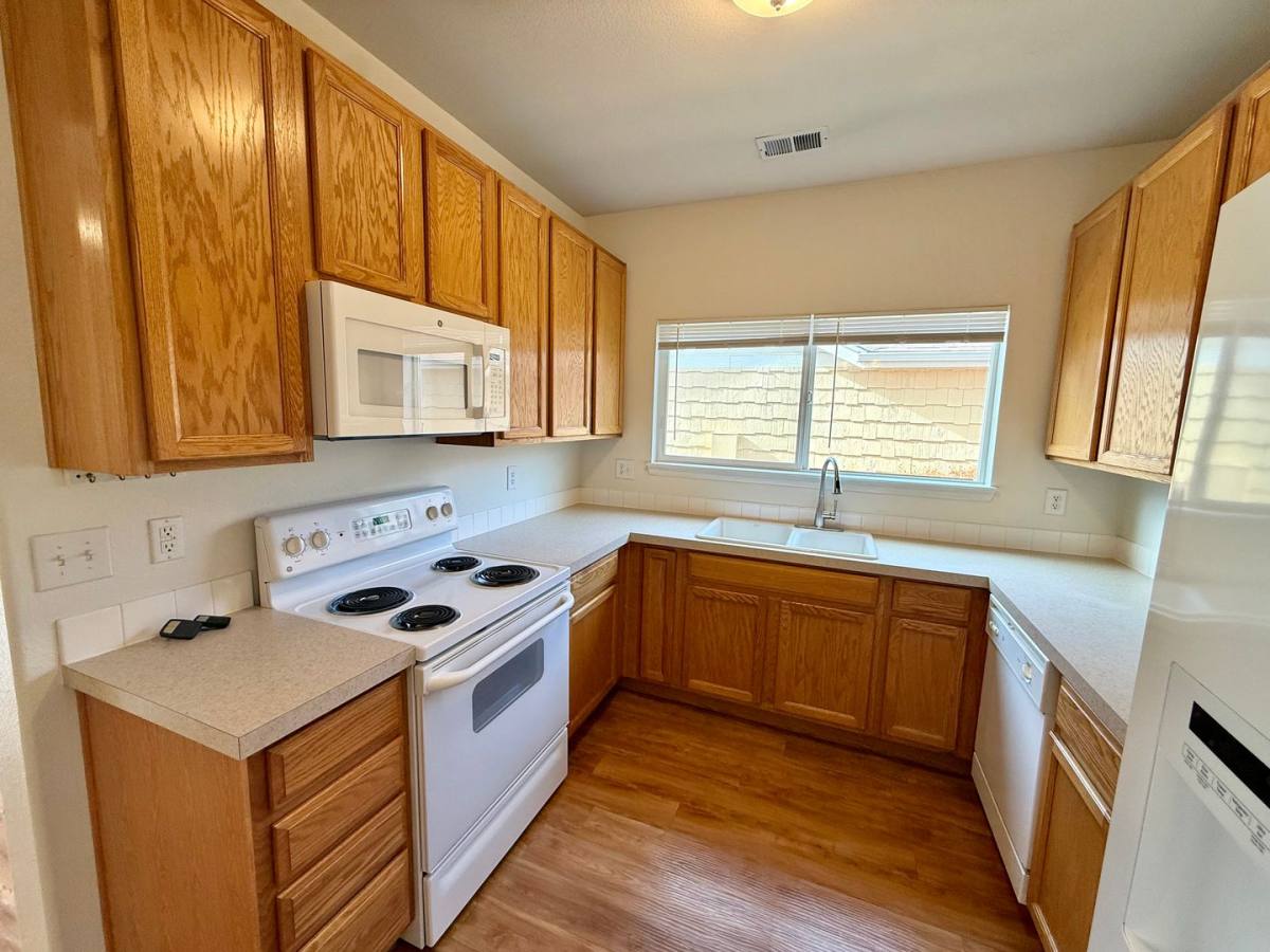 House for rent at 4675 Hahns Peak Dr #101, Loveland, CO 80538