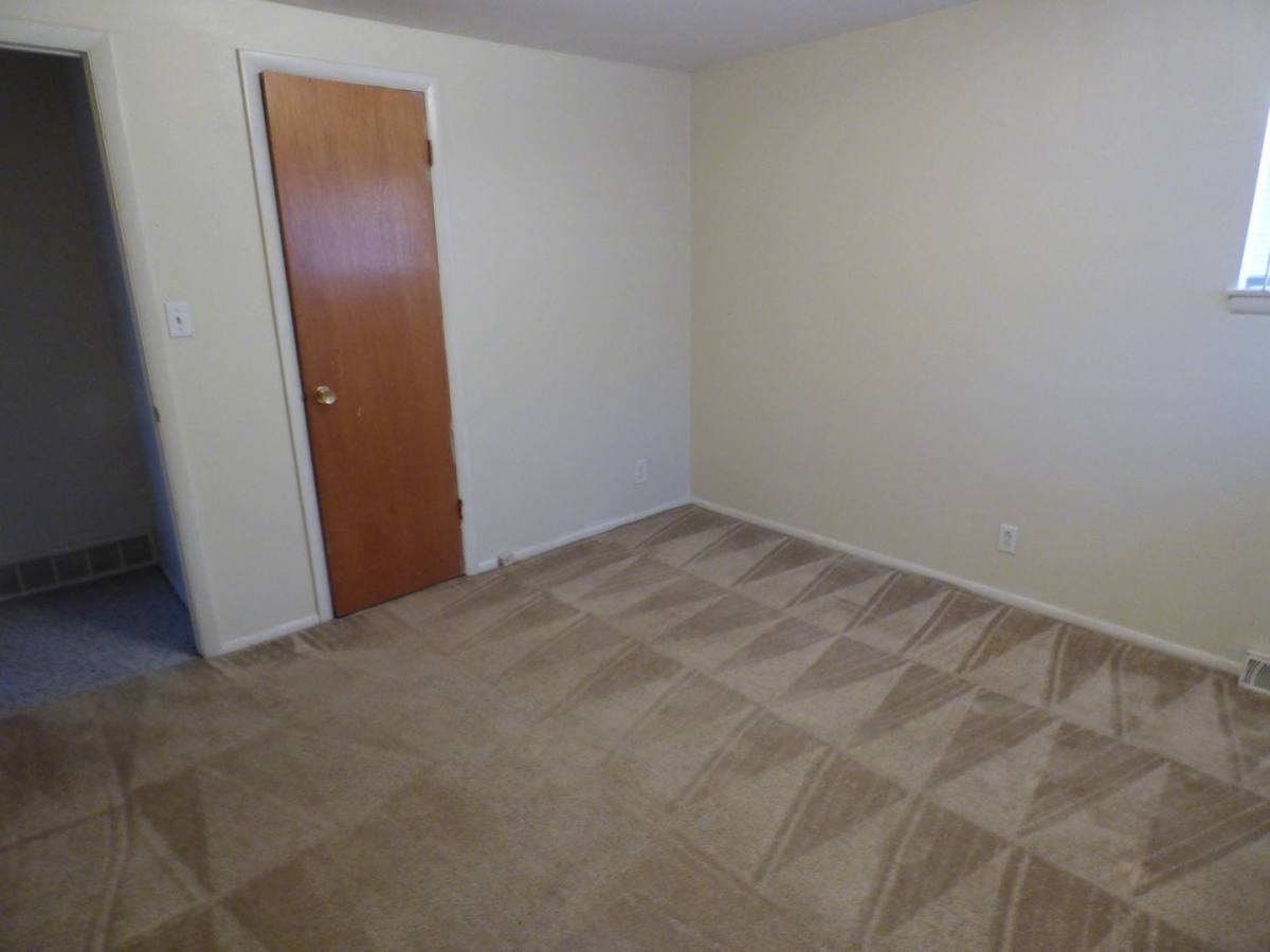 Apartment for rent at 1079-1083 Winona Dr, Loveland, CO 80537