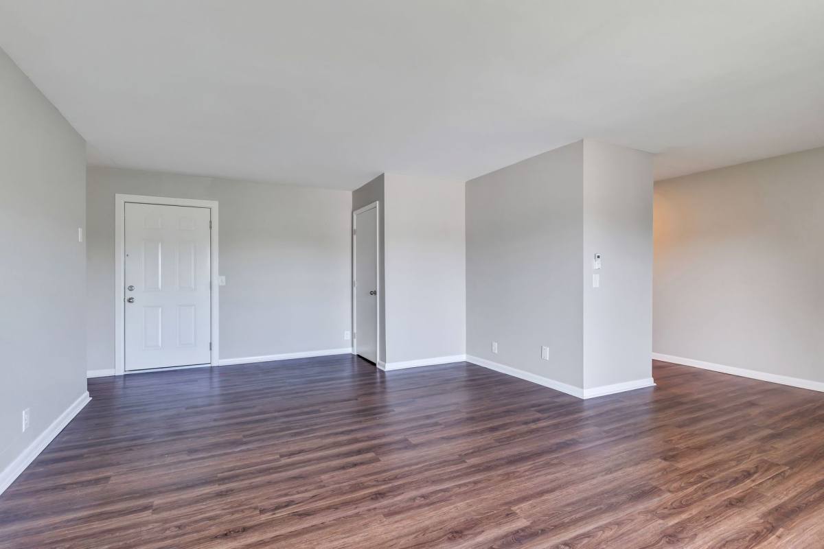 Apartment for rent at 550 E Bledsoe St, Gallatin, TN 37066