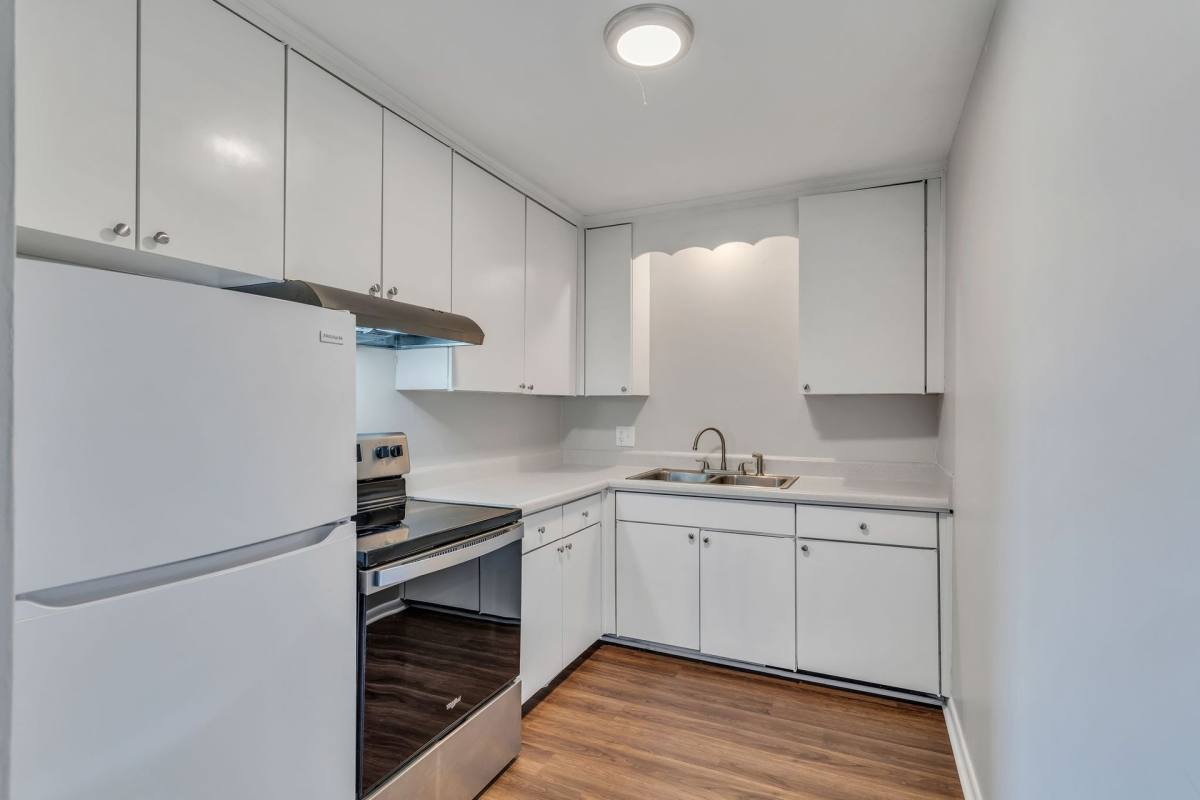 Apartment for rent at 550 E Bledsoe St, Gallatin, TN 37066