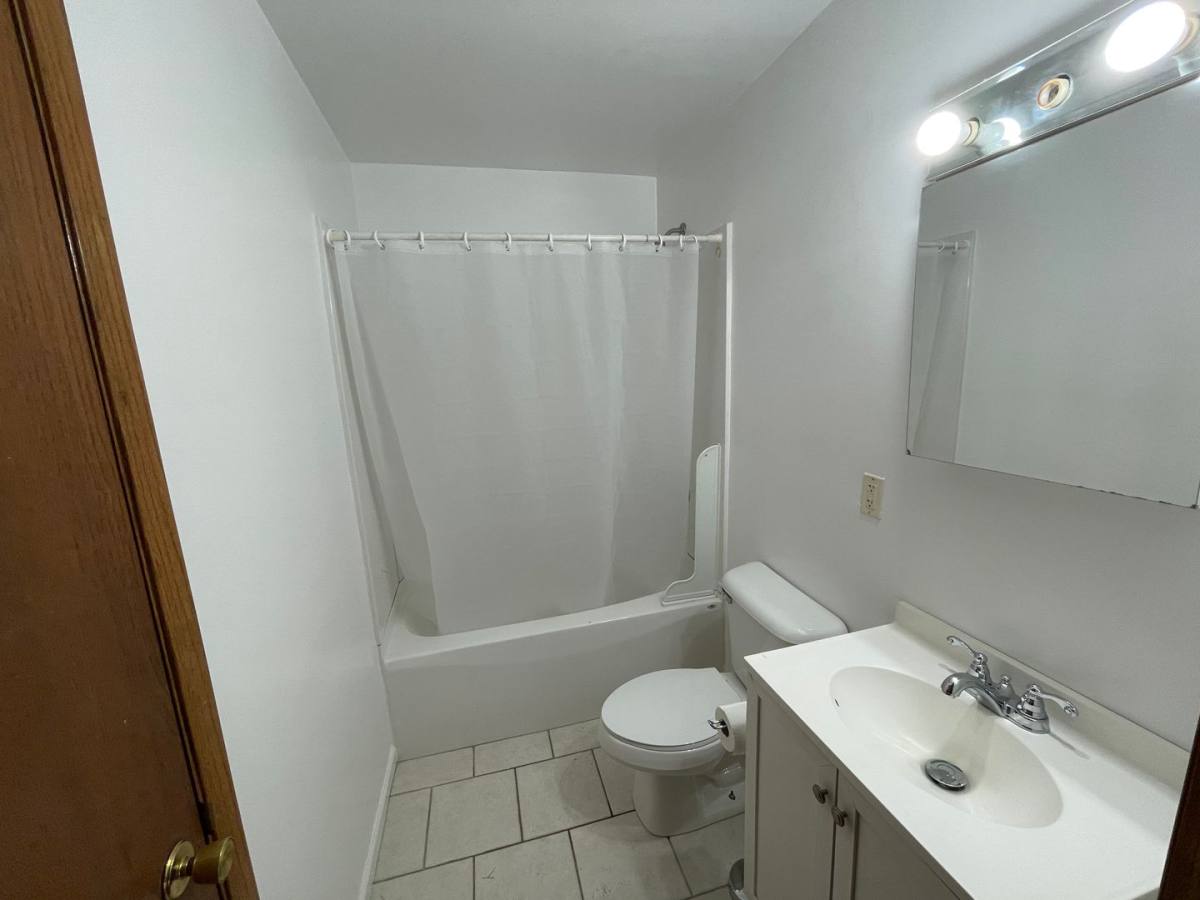 House for rent at 525 E 47th St, Davenport, IA 52806