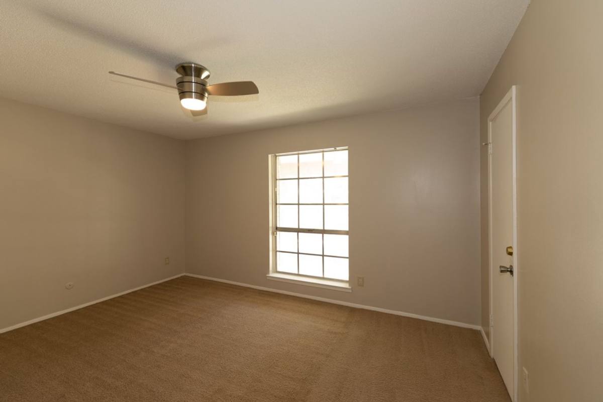 Townhouse for rent at 4219 E 56th St, Indianapolis, IN 46220