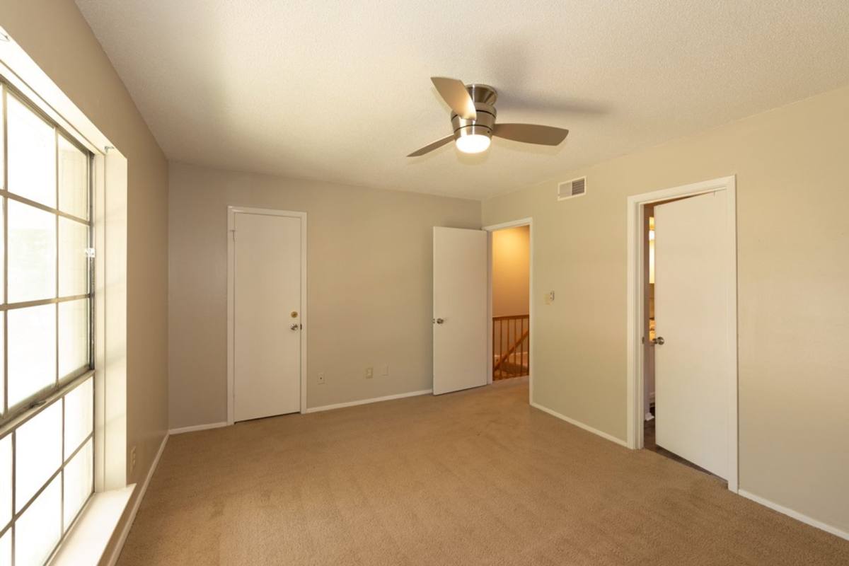 Townhouse for rent at 4219 E 56th St, Indianapolis, IN 46220