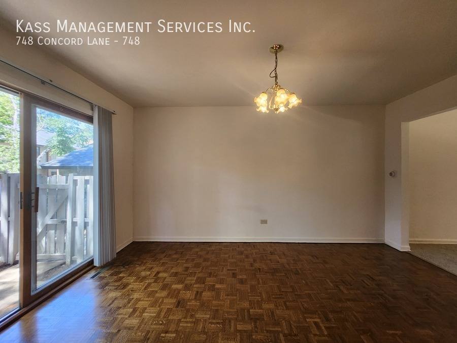Townhouse for rent at 748 Concord Lane #748, Barrington, IL 60010