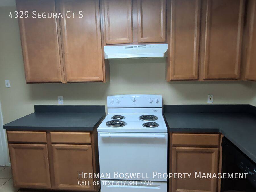 Apartment for rent at 4329 Segura Court S, Fort Worth, TX 76132