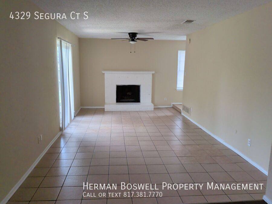 Apartment for rent at 4329 Segura Court S, Fort Worth, TX 76132